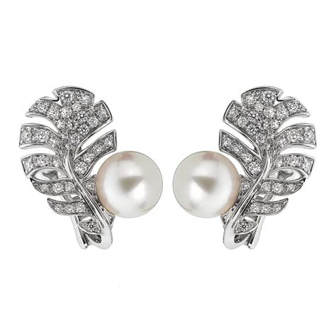 plume de chanel pearl earrings|Plume de CHANEL .